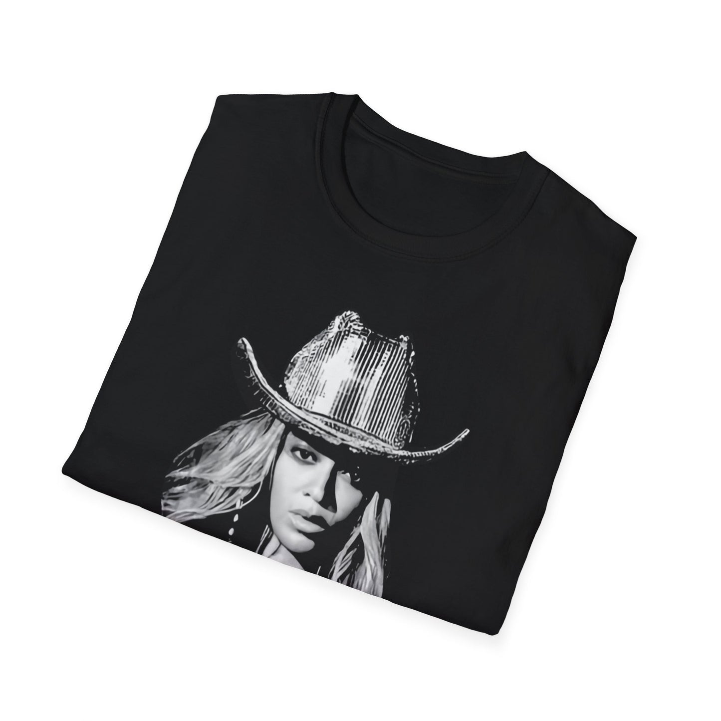 Queen in black & white Unisex Softstyle T-Shirt