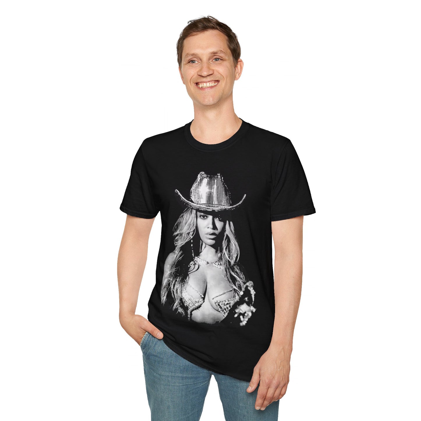 Queen in black & white Unisex Softstyle T-Shirt